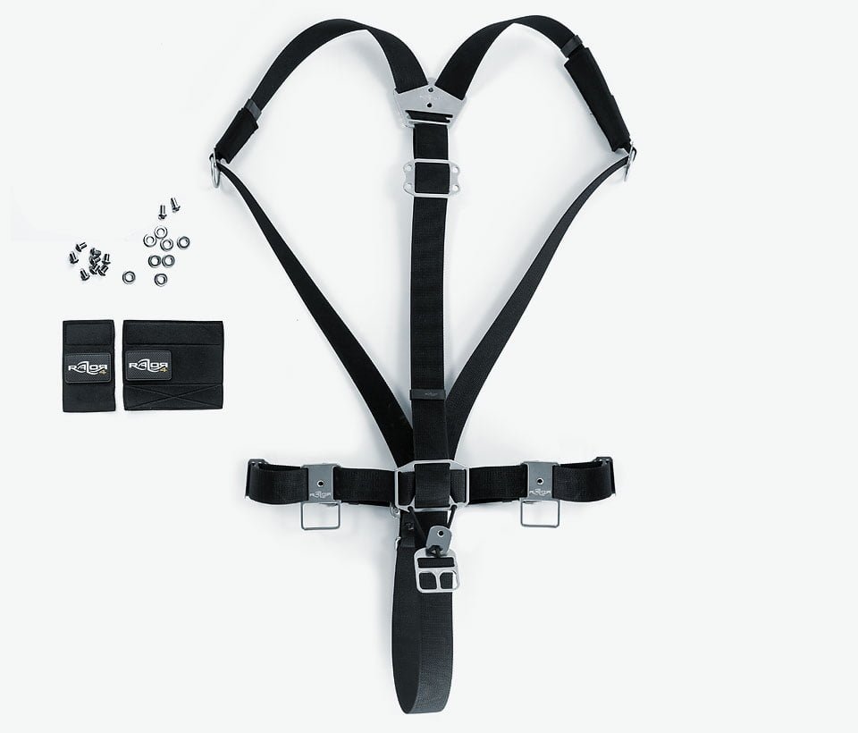 Package Content Razor4 Travel Harness